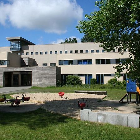 Jeugdherberg De Peerdevisser Oostduinkerke Exterior foto
